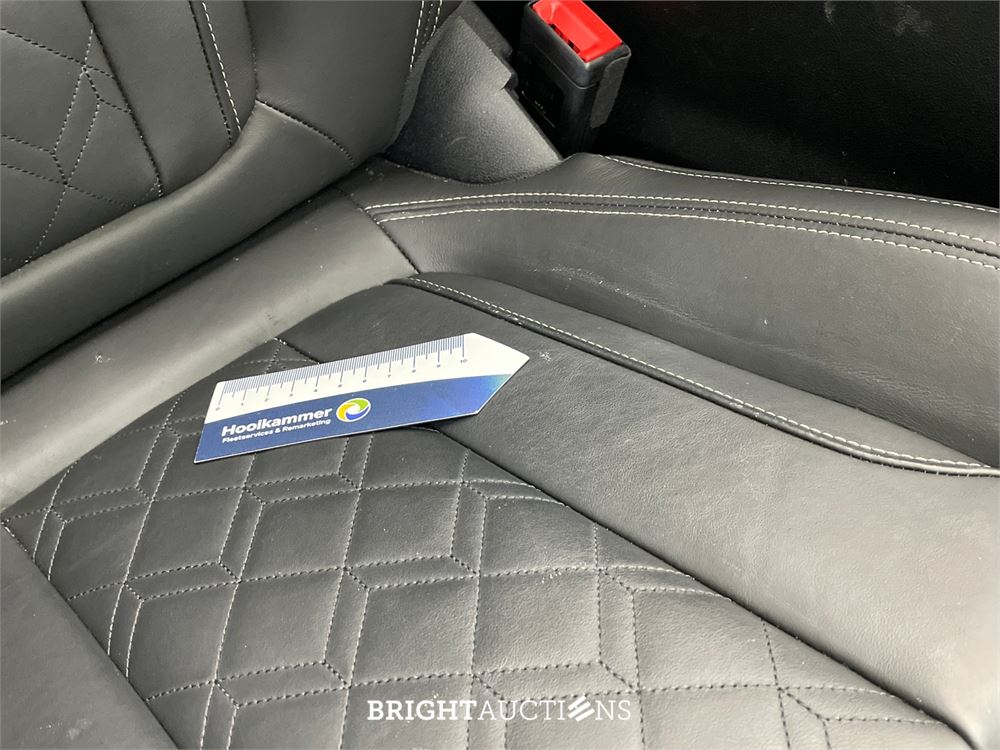 BMW 330e 3-serie eDrive Edition 296pk 2020 (Origineel-NL) 3-Serie, J-751-TG