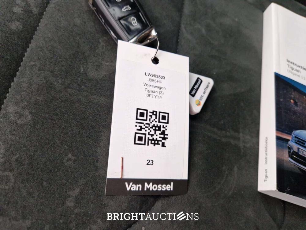 Volkswagen Tiguan Highl. Bus R 1.5 TSI 150pk 2020 (Origineel-NL), J-885-HF