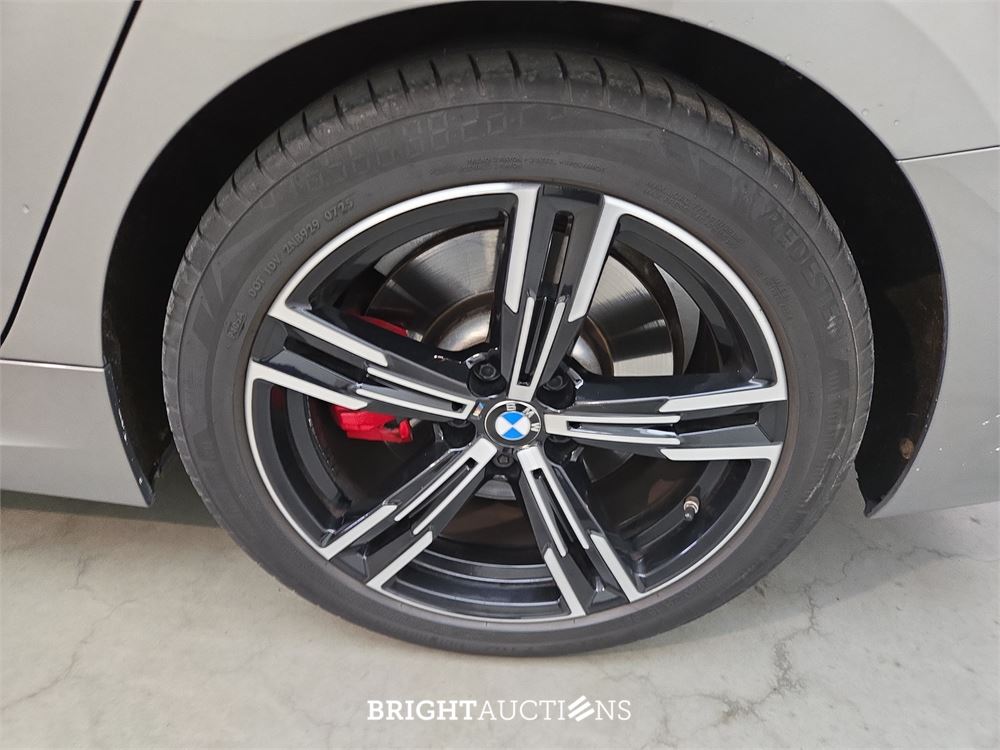 BMW 330e 3-serie Touring High Executive 296pk 2021 3-Serie, P-945-XT