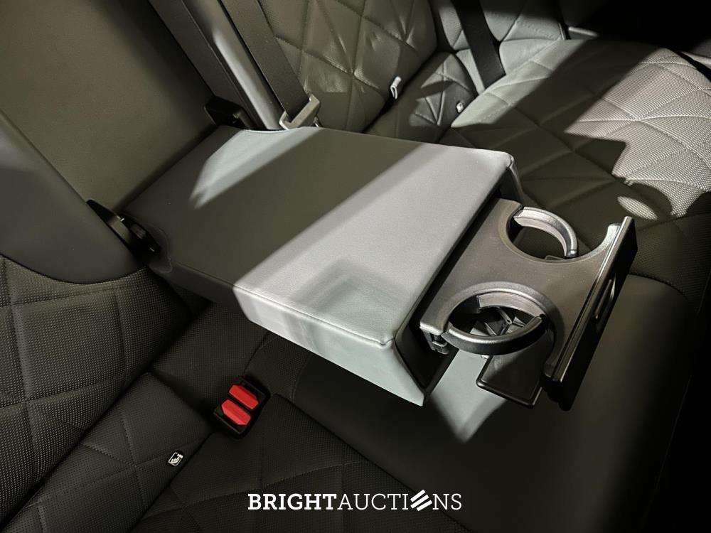 BMW iX xDrive40 Executive 77 kWh 326pk 2023 (Origineel-NL), T-756-HD