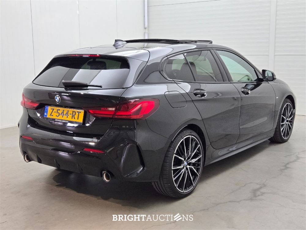 BMW 120i 1-serie High Executive 178pk 2021 1-Serie, Z-544-RT