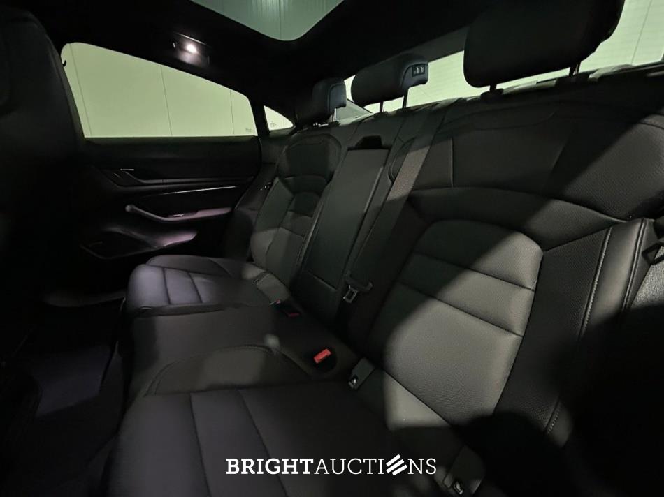 Porsche Taycan Performance Plus 93 kWh 381pk 2023, S-120-GD