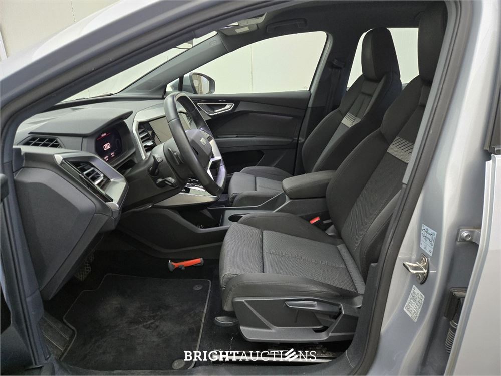 Audi Q4 e-tron 40 Advanced edition 77 kWh 204pk 2023 (Origineel-NL), S-421-NX