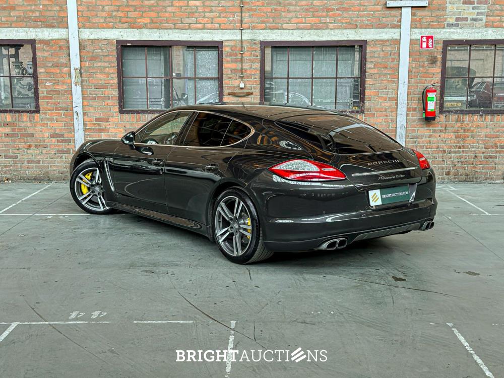 Porsche Panamera Turbo 4.8 V8 500pk 2009 Sport-Chrono, N-110-LT