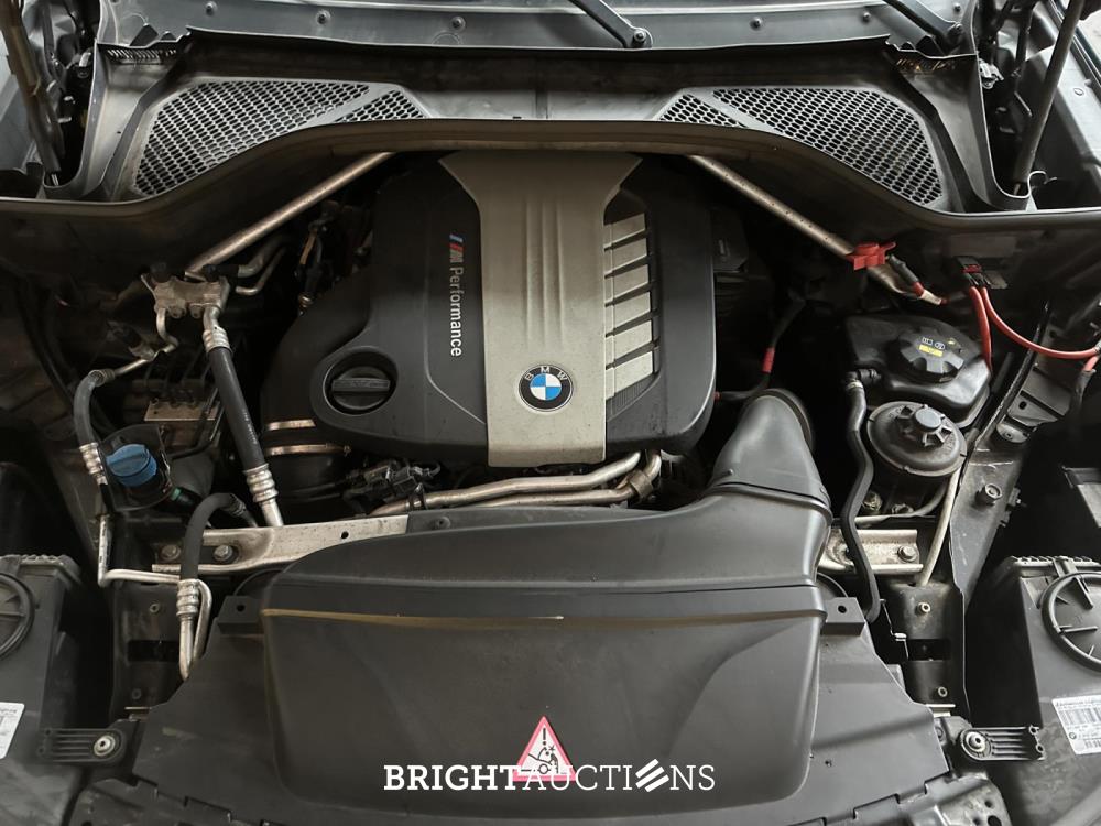 BMW X6 M50d 3.0 M-Sport 381pk 2015 F16 (Origineel-NL), 4-ZTN-33