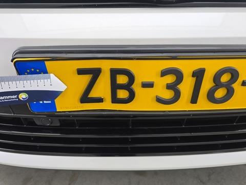 Volkswagen Tiguan ACT Highline Business R 1.5 TSI 150pk 2019 (Origineel-NL), ZB-318-G