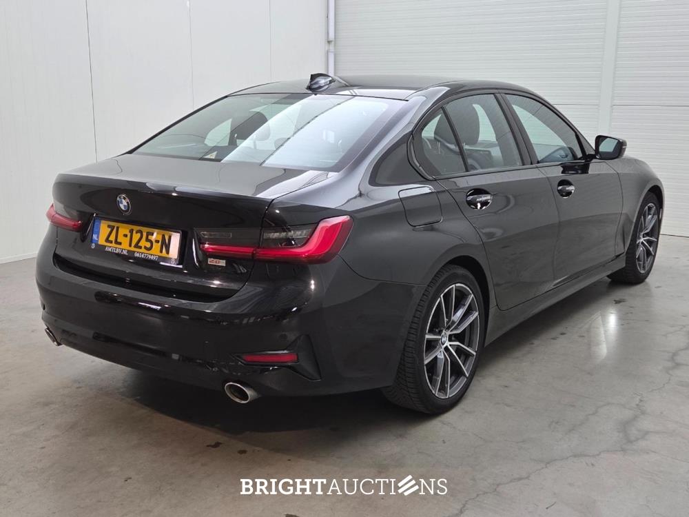 BMW 3-serie Executive Edition 184pk 2019 (Origineel-NL), ZL-125-N