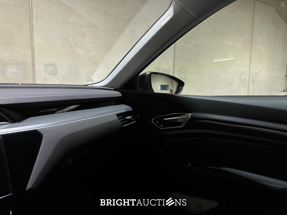 Audi e-tron Sportback 55 Quattro Business Edition 95 kWh 408pk 2020 (Origineel-NL + 1e Eigenaar), K-592-GL