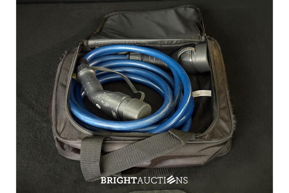 Ford Mustang RWD 75 kWh 2022 (Original-NL), P-598-LD