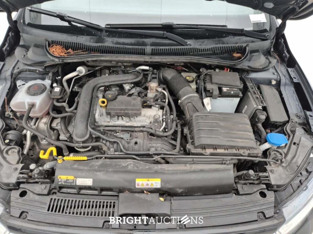 Volkswagen Polo R-Line Business 1.0 TSI DSG 95pk 2022 (Origineel-NL), P-495-KD