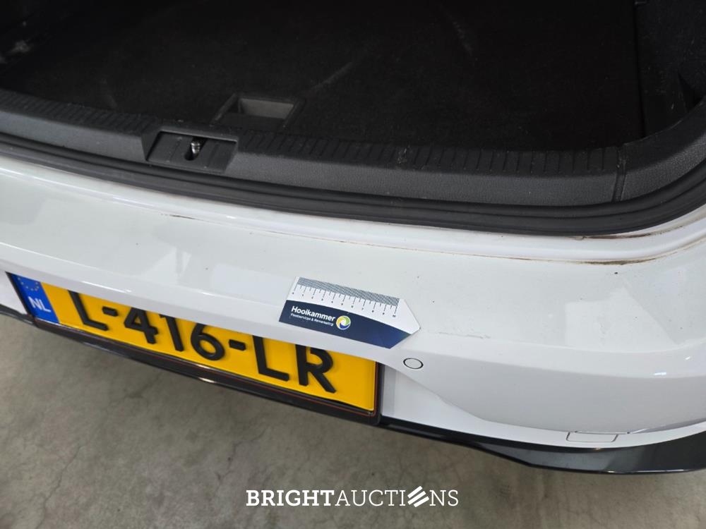 Volkswagen Golf GTI Performance 2.0 TSI 245pk 2017, L-416-LR