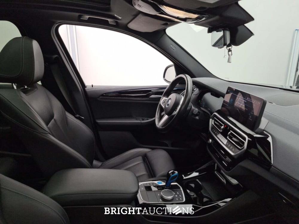 BMW iX3 Executive M Sport 286pk 2023 (Origineel-NL) iX, S-230-GJ