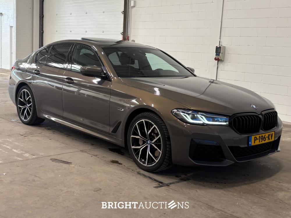 BMW 530e Business Edition Plus 292pk 2022 (Origineel-NL) 5-Serie, P-196-KV