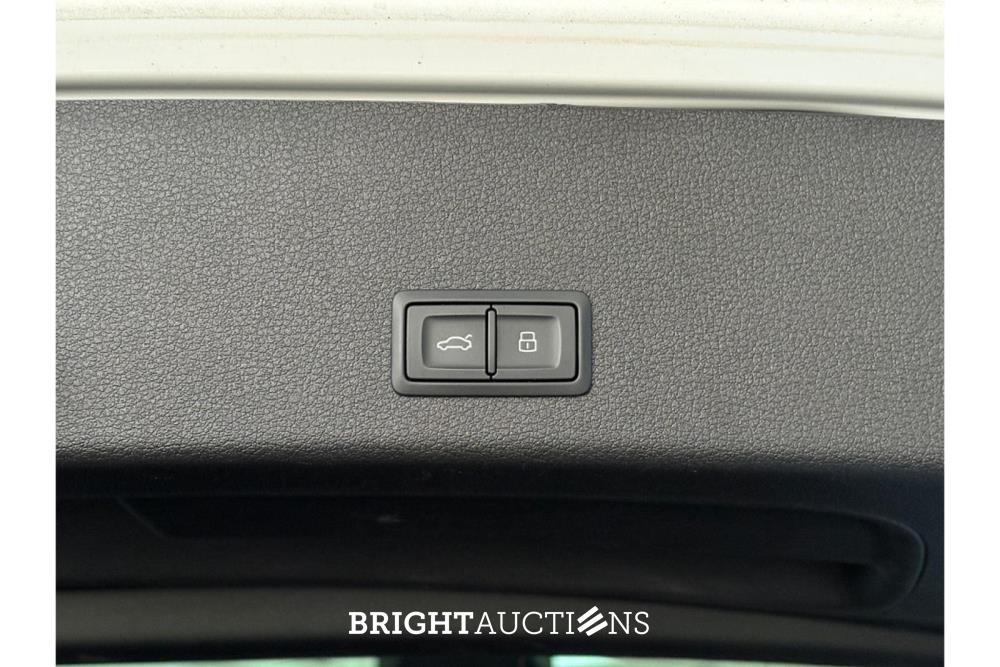 Audi e-tron 55 S edition Quattro 95 kWh 408pk 2022 (Origineel-NL), S-713-BN