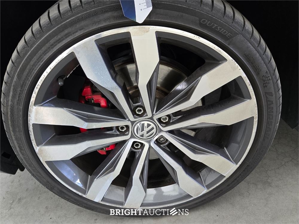 Volkswagen T-Roc 4Motion Sport Business R 2.0 TSI 191pk 2019, X-032-DJ
