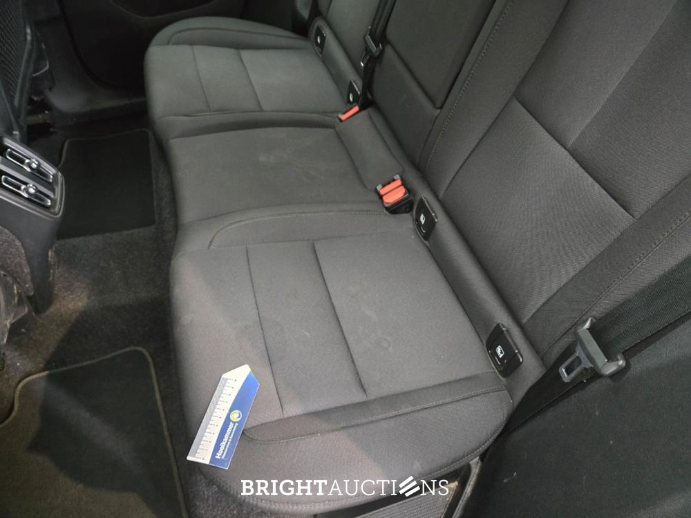 Volvo XC40 T2 Business Pro 1.5 129pk 2021 (Origineel-NL), K-466-VG