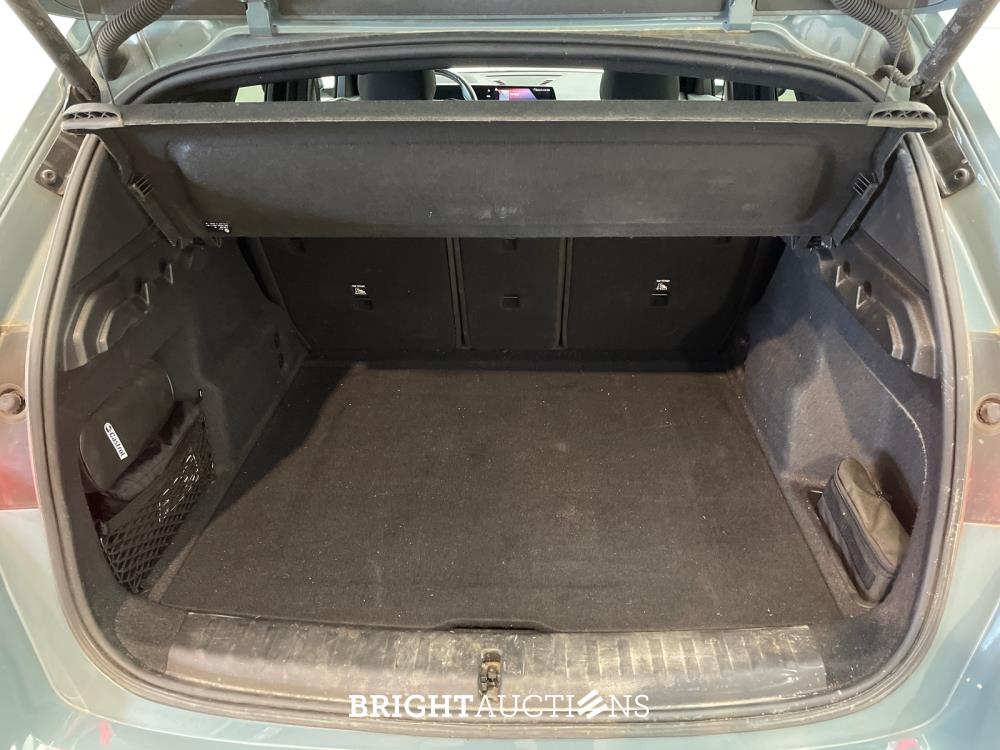 BMW X1 sDrive18i 136pk 2023 (Origineel-NL), S-253-PN