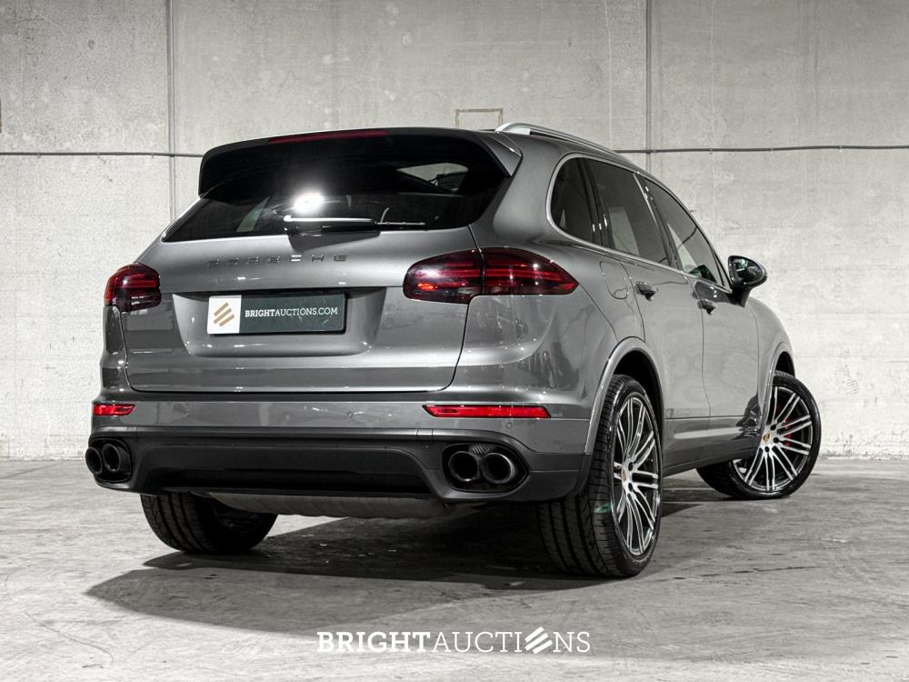 Porsche Cayenne Turbo 4.8 V8 520pk 2017 Sport-Chrono