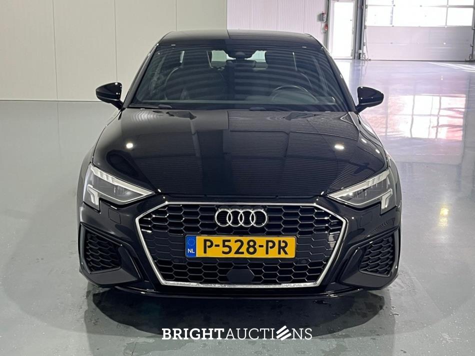 Audi A3 Limousine 30 S edition TFSI 110pk 2022 (Origineel-NL), P-528-PR