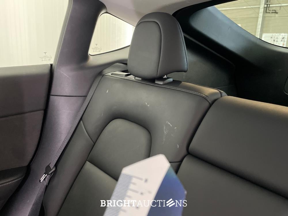 Tesla Model Y Long Range AWD 75 kWh 351pk 2021, P-271-KF