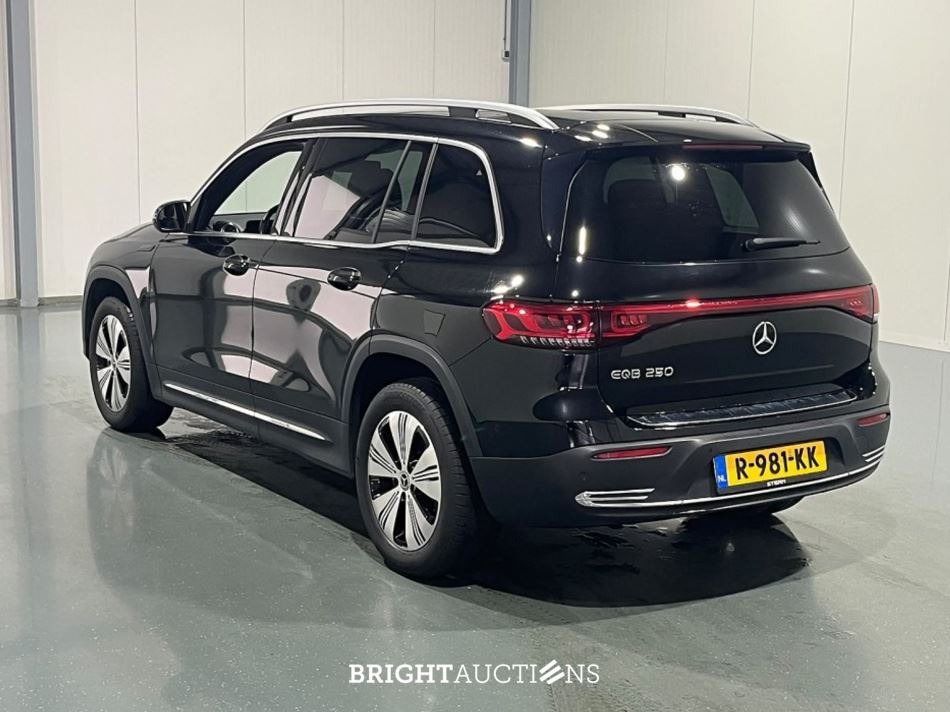 Mercedes-Benz EQB 25067 BusinesS-Line 7p 67 kWh 190pk 2022 (Origineel-NL) EQB-Klasse, R-981-KK