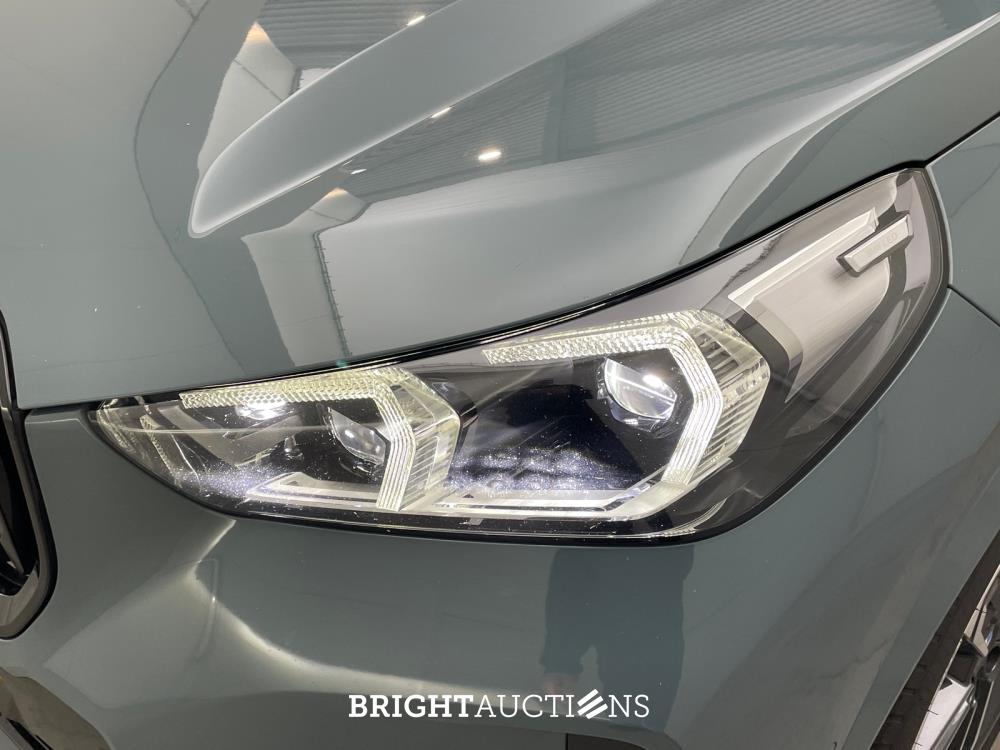 BMW X1 sDrive18i 136pk 2023 (Origineel-NL), S-253-PN