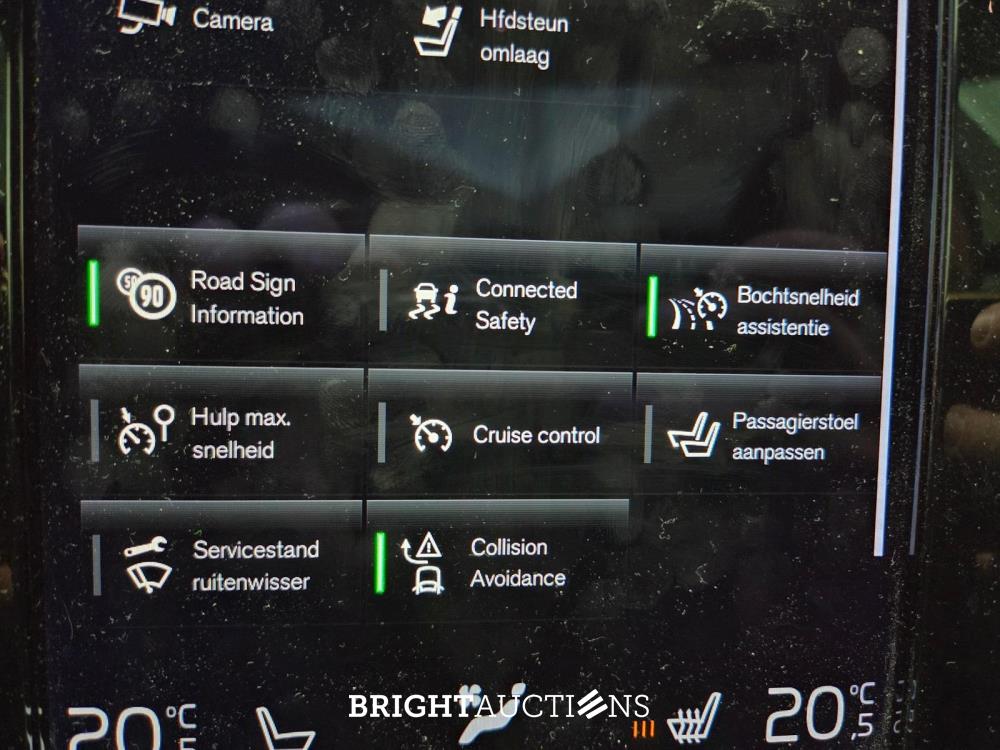 Volvo V60 T6 Recharge R-Design 2.0 AWD 398pk 2022 (Origineel-NL), P-467-DX