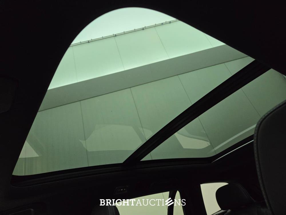 Volvo V60 T6 Recharge R-Design 2.0 AWD 398pk 2022 (Origineel-NL), P-467-DX