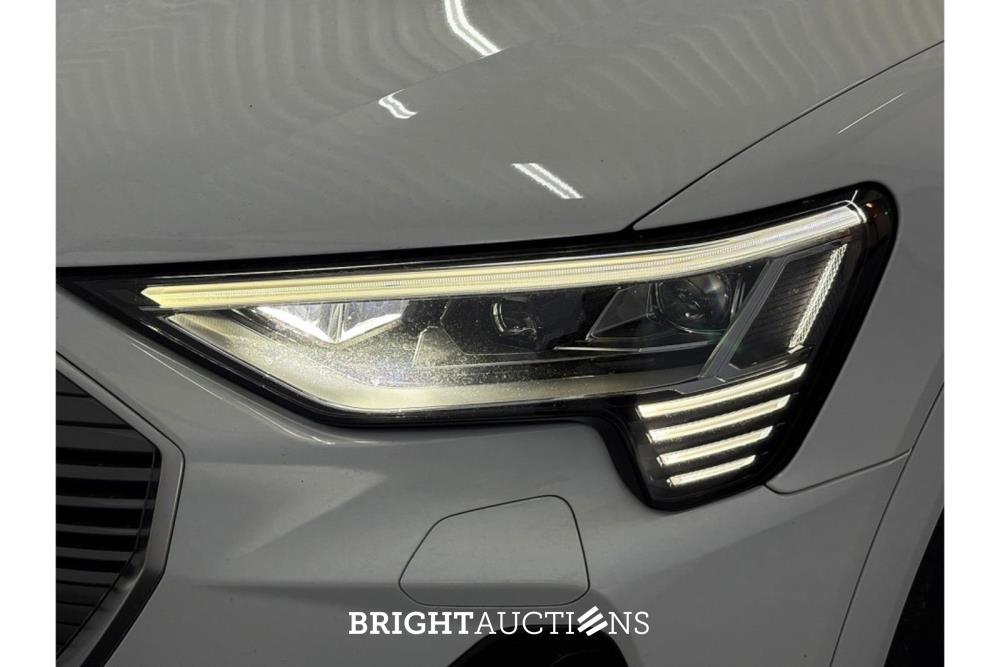 Audi e-tron 55 S edition Quattro 95 kWh 408pk 2022 (Origineel-NL), S-713-BN