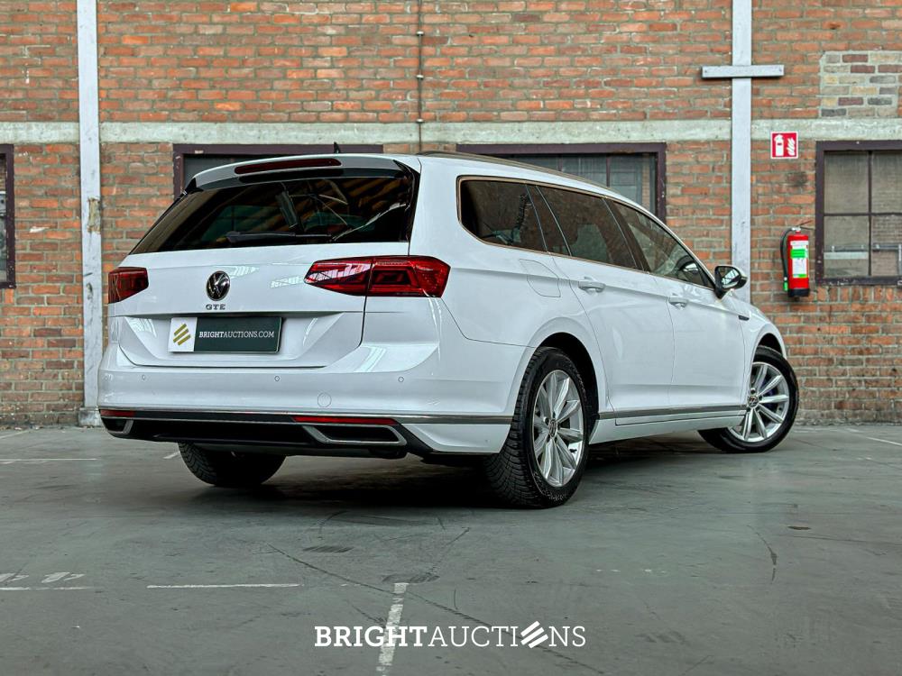 Volkswagen Passat Variant 1.4 TSI PHEV GTE Business 156pk 2021 (Origineel-NL+1e eigenaar), K-814-XG