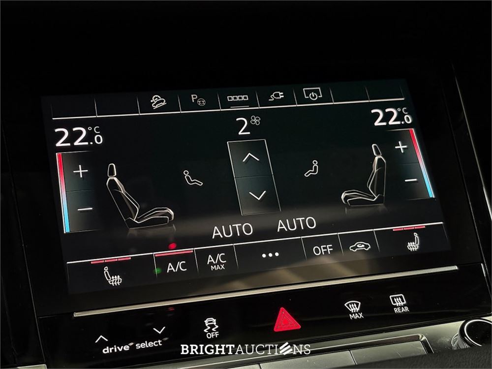 Audi e-tron 55 Advanced edition Plus Quattro 95 kWh 2022 (Origineel-NL), R-522-GX