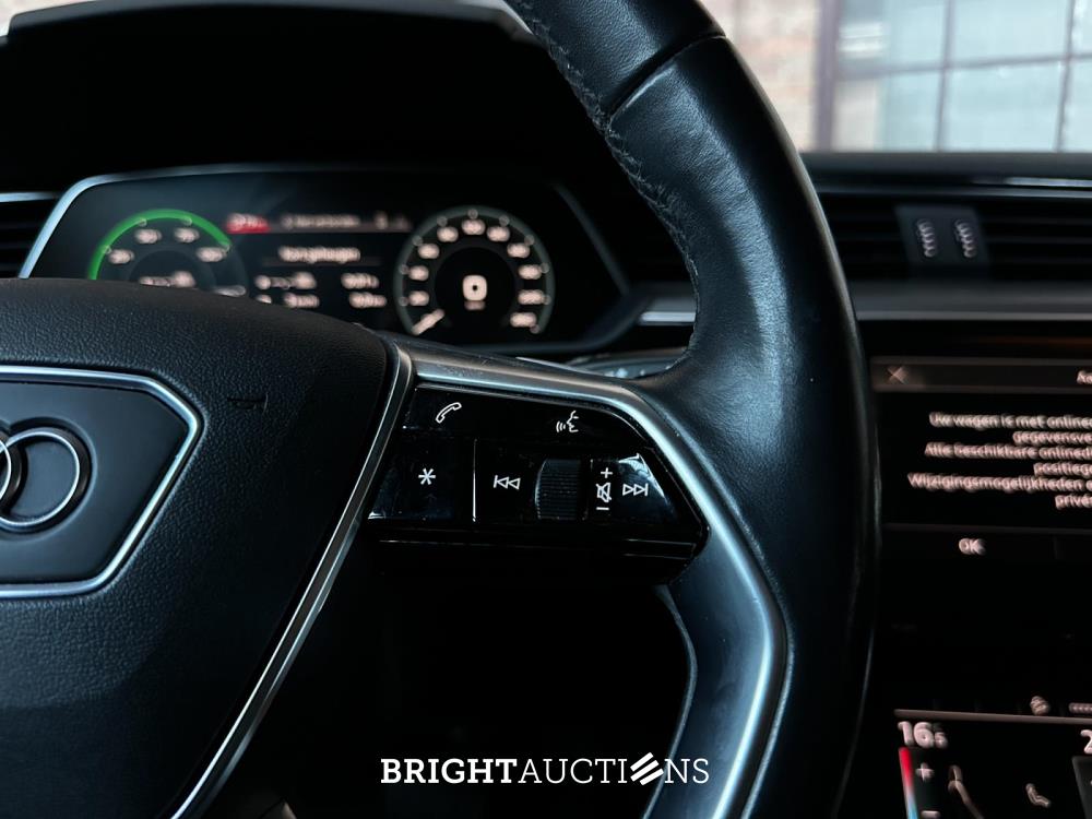 Audi e-tron 50 quattro edition 71 kWh 313pk 2020 (Origineel-NL+1e eigenaar), K-399-HL
