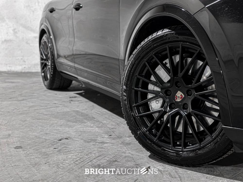 Porsche Cayenne Coupe Turbo 4.0 V8 549pk 2019, J-757-HF