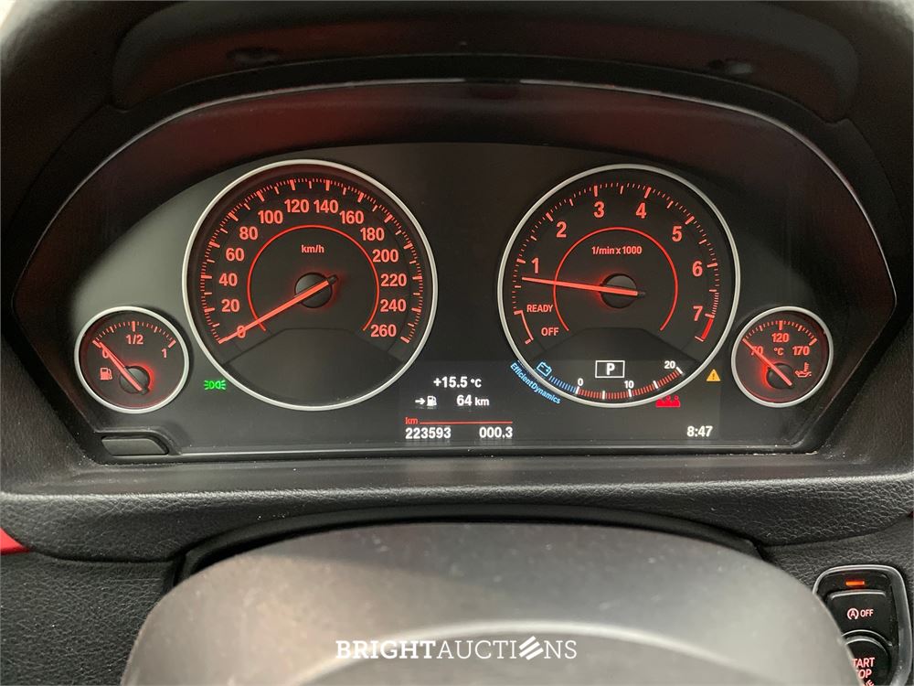 BMW 320i 3-serie Gran Turismo Luxury 184pk 2015 3-Serie, NH-052-Z