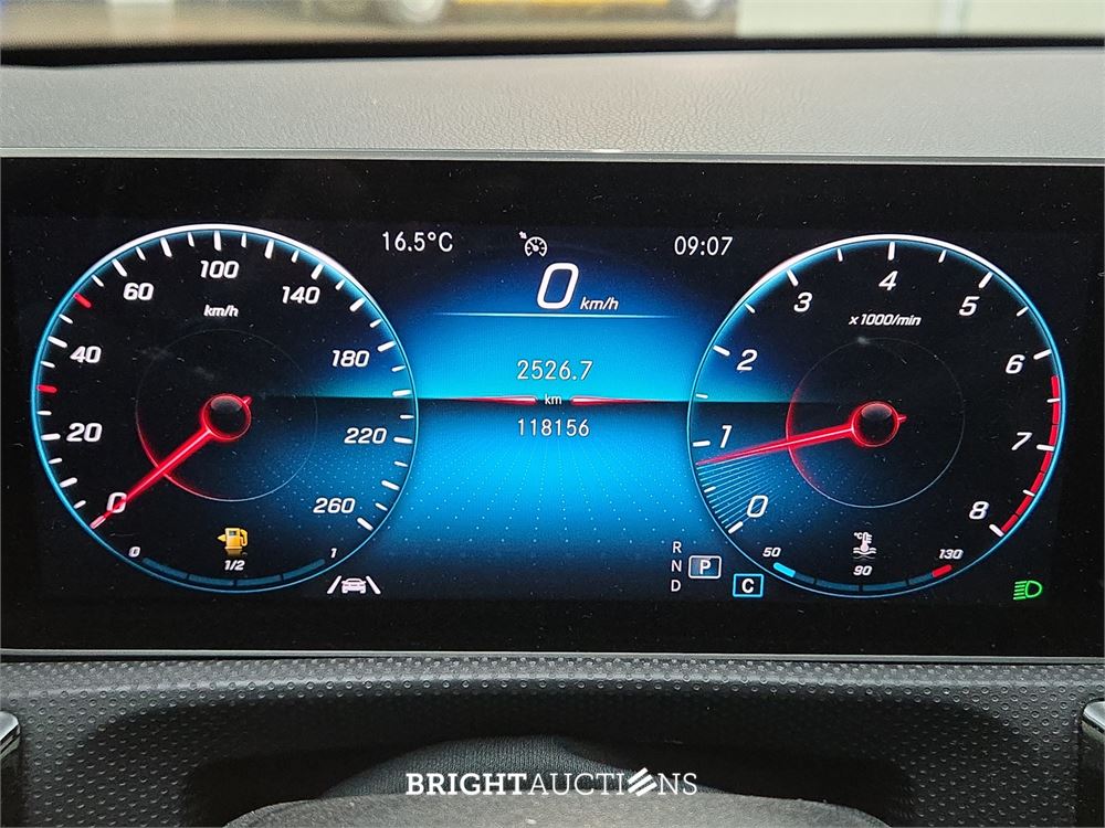 Mercedes-Benz A200 Business Solution AMG 163pk 2018 A-klasse, XT-864-L