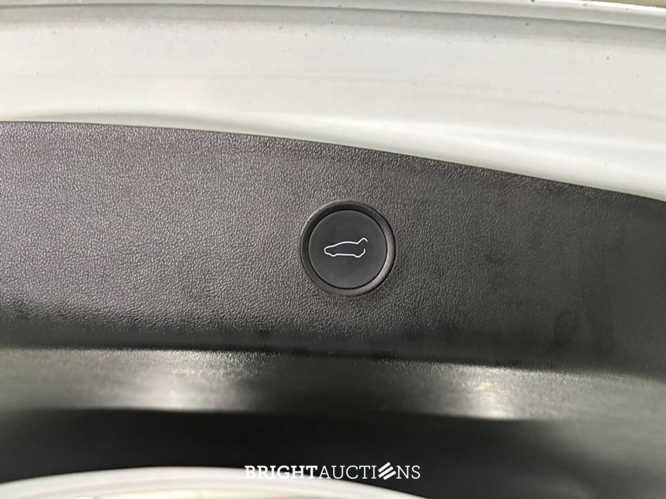 Tesla Model 3 RWD 60 kWh 283pk 2023 (Origineel-NL), S-157-TN