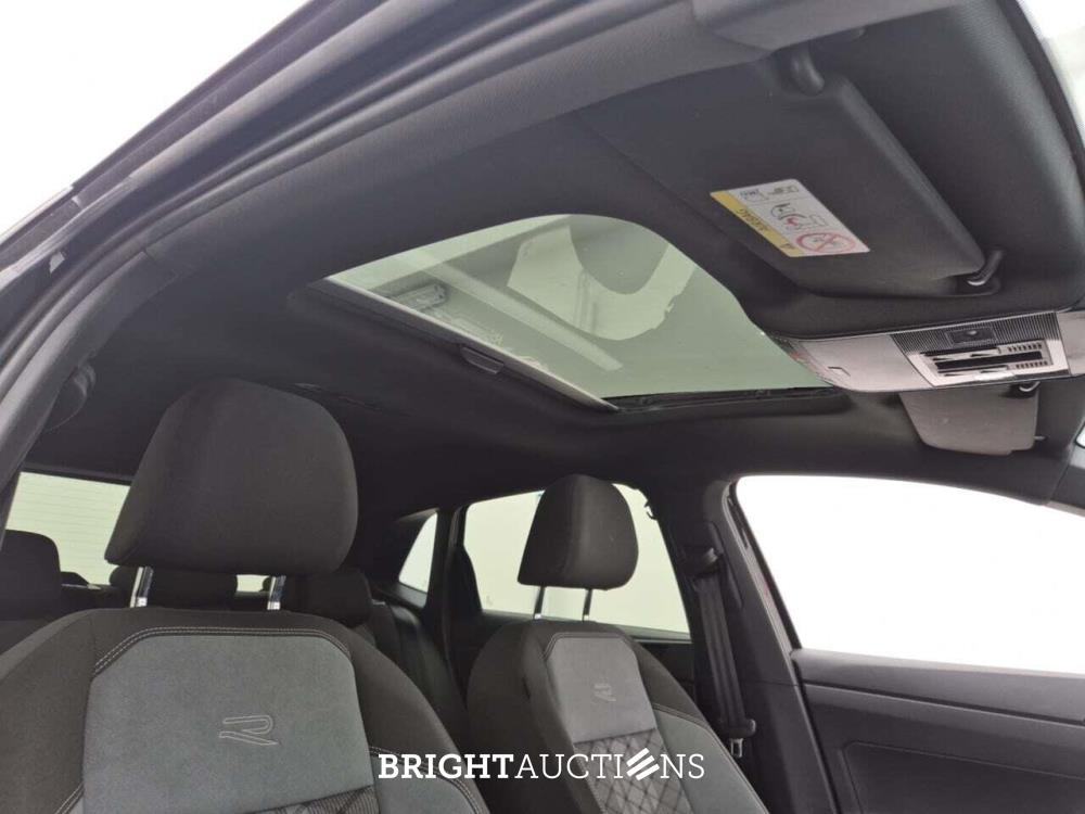 Volkswagen Polo R-Line Business 1.0 TSI DSG 95pk 2022 (Origineel-NL), P-495-KD