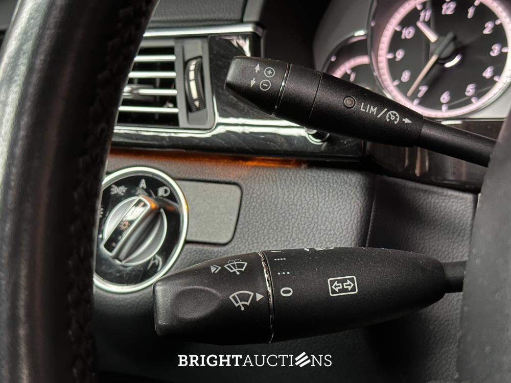 Mercedes-Benz E500 AMG 5.5 V8 388pk 2010 E-Klasse Youngtimer