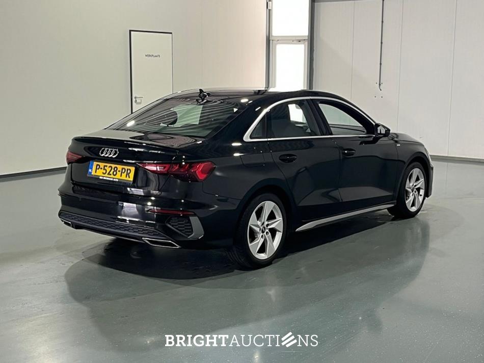 Audi A3 Limousine 30 S edition TFSI 110pk 2022 (Origineel-NL), P-528-PR