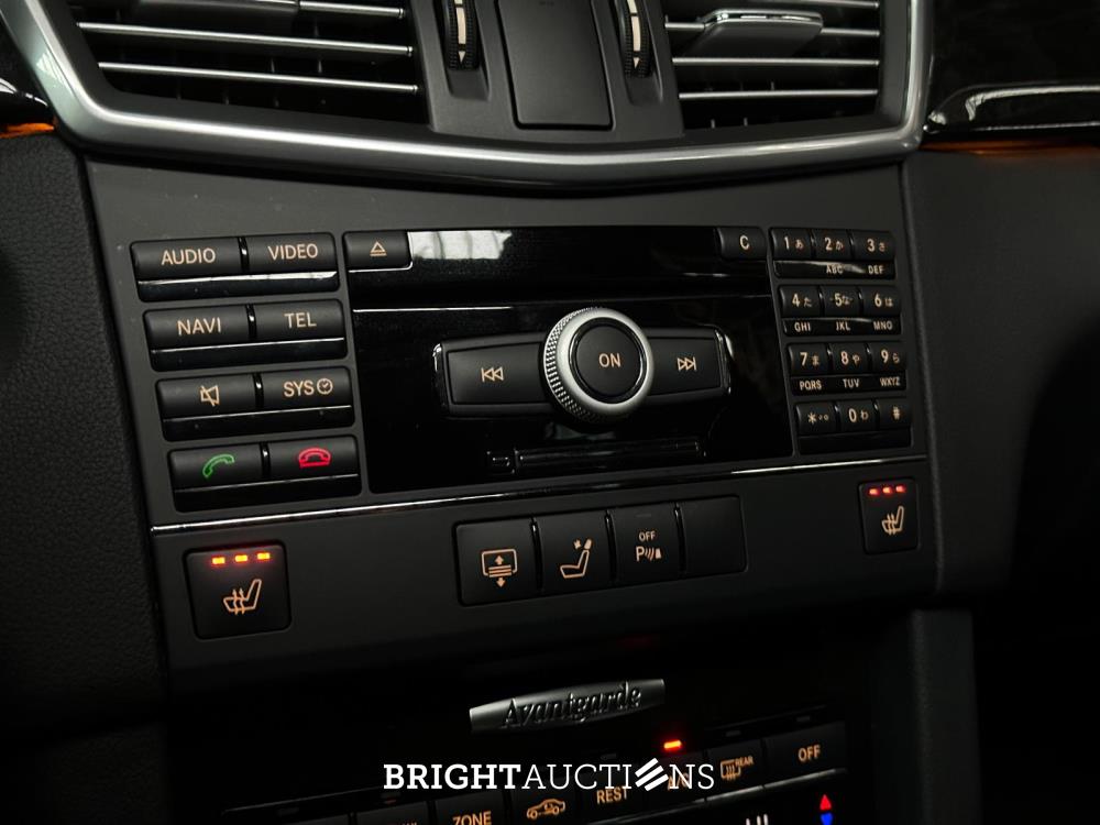 Mercedes-Benz E500 AMG 5.5 V8 388pk 2010 E-Klasse Youngtimer