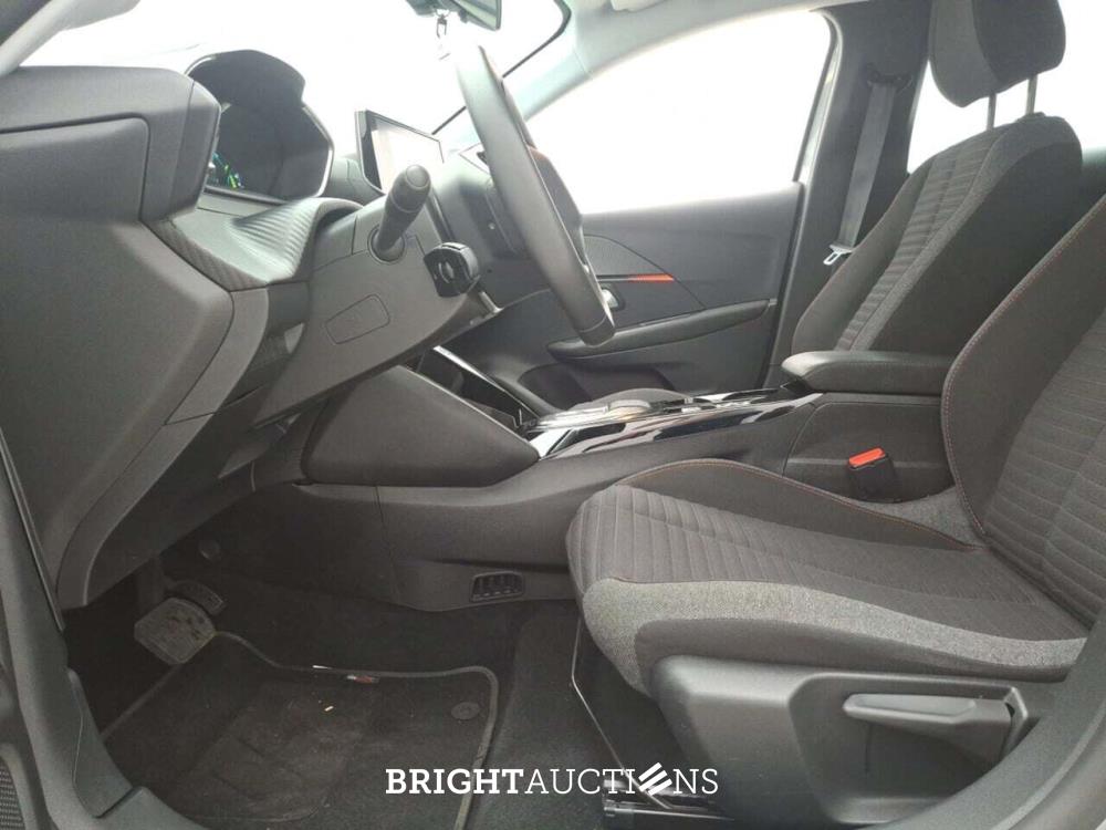 Peugeot 208 Ev Active 50 kWh 136pk 2022 (Origineel-NL), P-132-LT