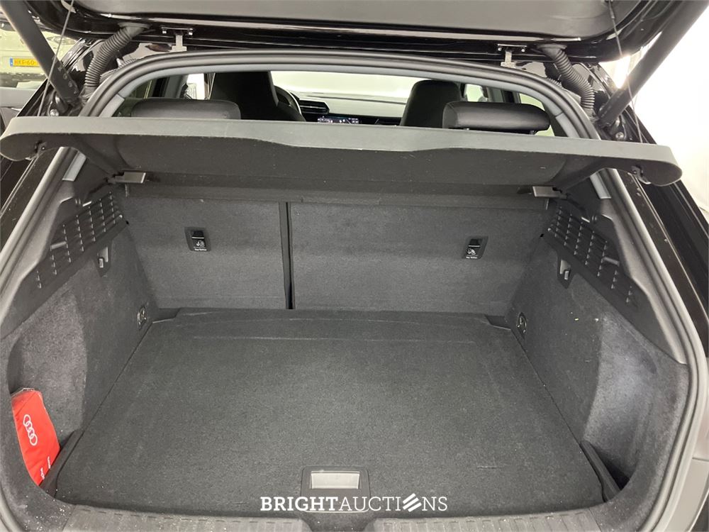 Audi A3 Sportback 45 e S edition Competition TFSI 265pk 2021, KFD-47-G