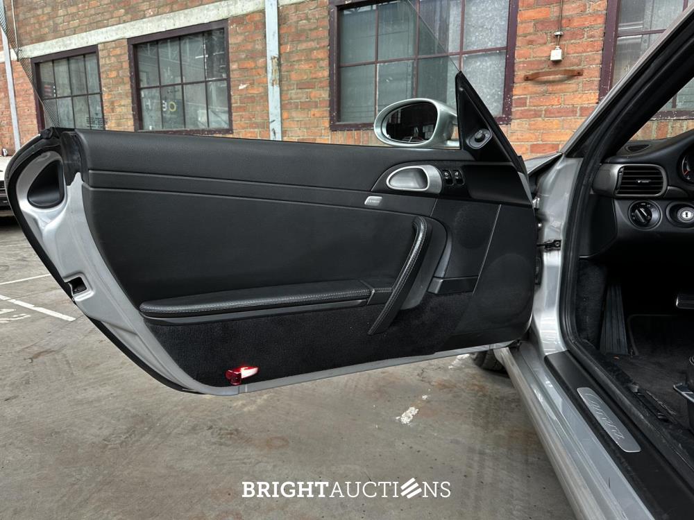 Porsche 911 Carrera 3.6 997 Coupé 325pk 2004 Youngtimer