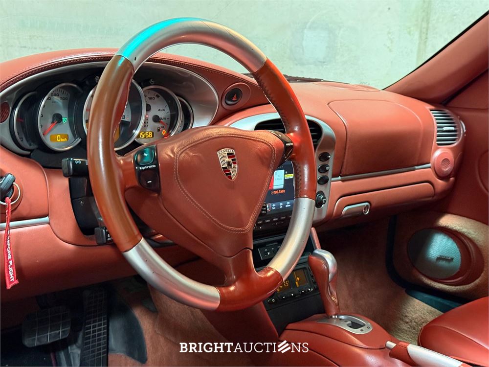 Porsche 911 996 Carrera 4S 3.6 Coupé 320pk 6-cilinder 2002, XK-372-L