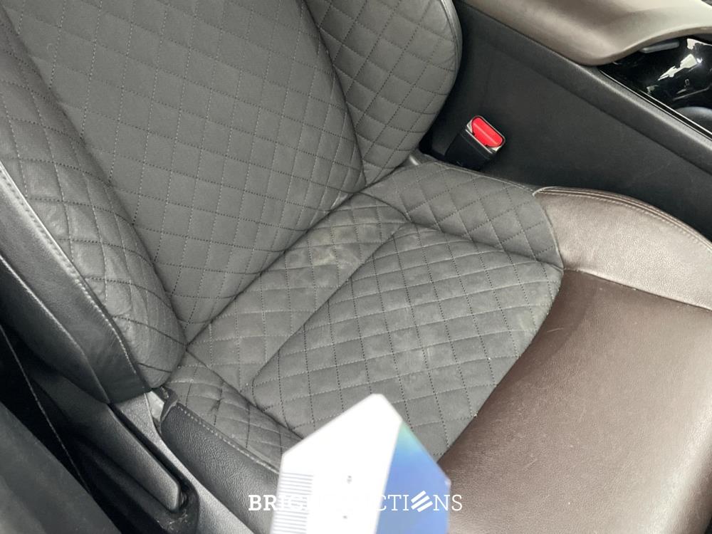 Toyota C-HR Hybrid Executive 1.8 170pk 2017, P-886-JB