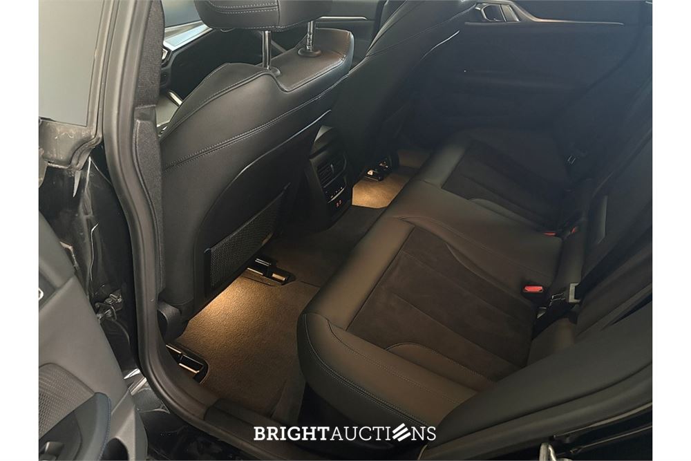 BMW i4 eDrive35 70 kWh 2023 (Origineel-NL), X-963-DD