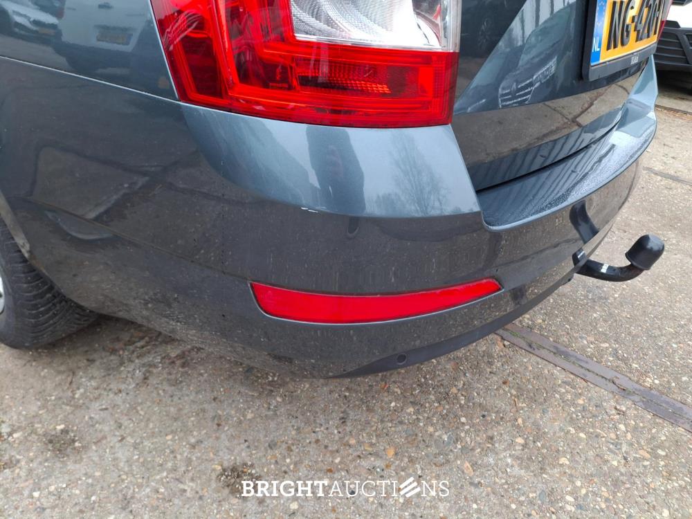 Skoda Octavia Combi 1.0 TSI Greentech Ambition Business 116 pk 2017, NG-420-V