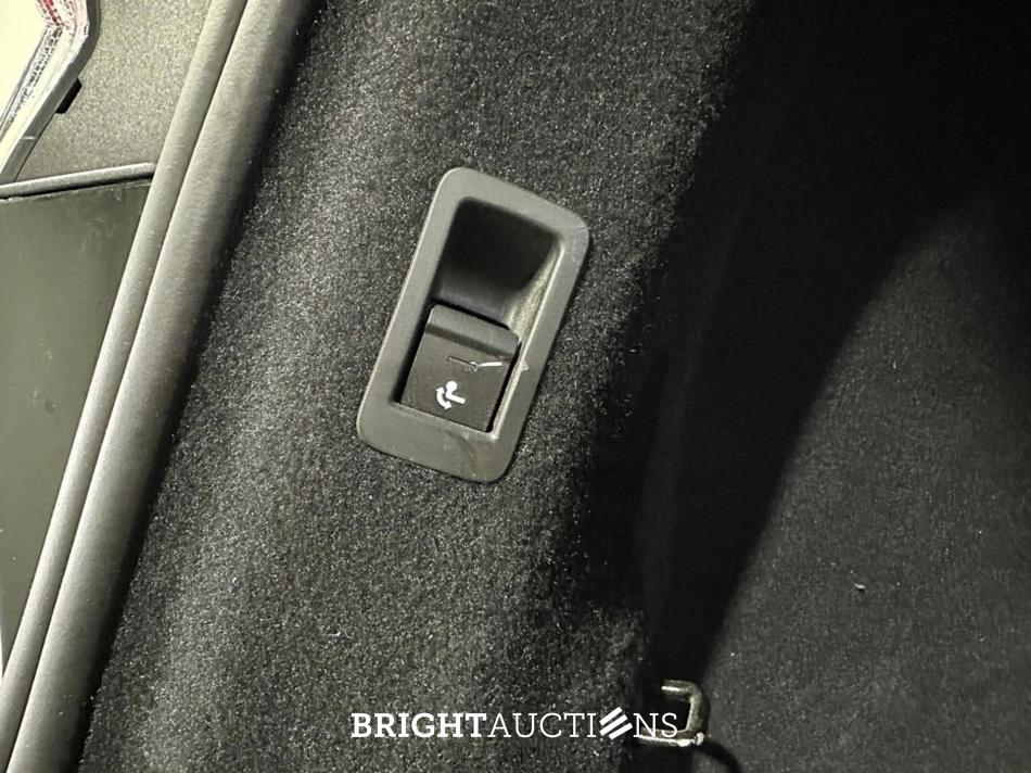 Audi Q4 e-tron 40 Advanced edition 77 kWh 204pk 2023 (Origineel-NL), S-393-JR