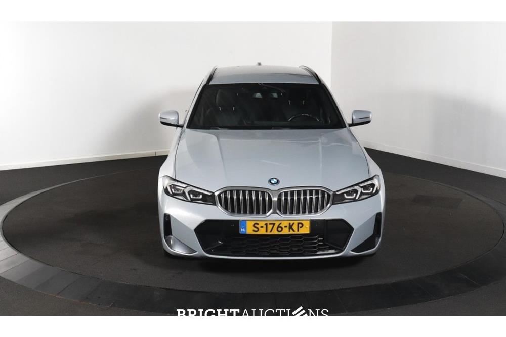 BMW 320e Touring M-Sport 272pk 2023 (Origineel-NL) 3-Serie, S-176-KP