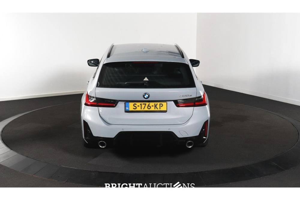 BMW 320e Touring M-Sport 272pk 2023 (Origineel-NL) 3-Serie, S-176-KP